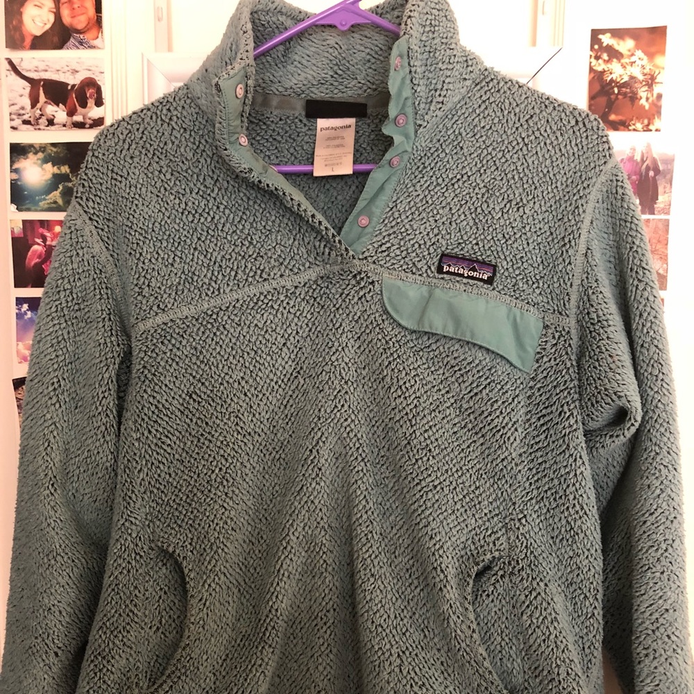 Patagonia women’s Re-Tool fleece pullover